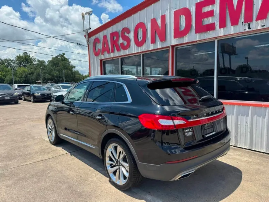 2017 Lincoln MKX Reserve photo 1