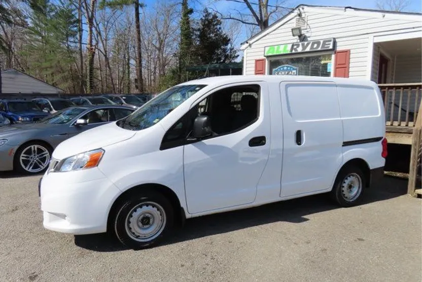 2020 Nissan NV200 S photo 1