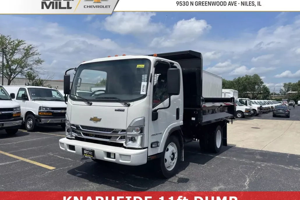 2024 Chevrolet Silverado 4500HD photo 1