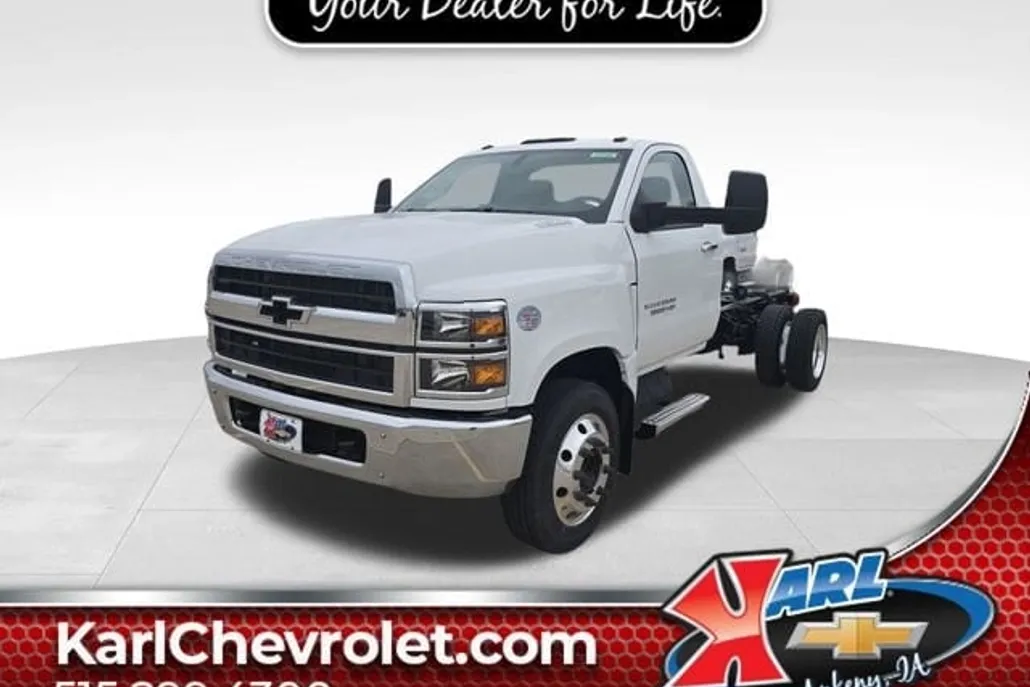 2024 Chevrolet Silverado 5500HD Work Truck photo 1