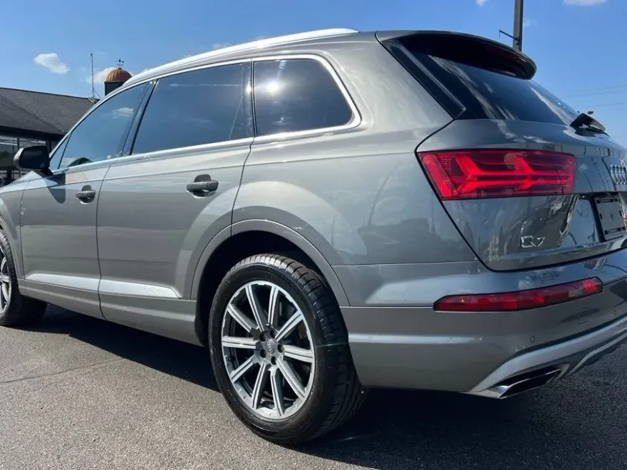 2017 Audi Q7 2.0T Premium Plus photo 1