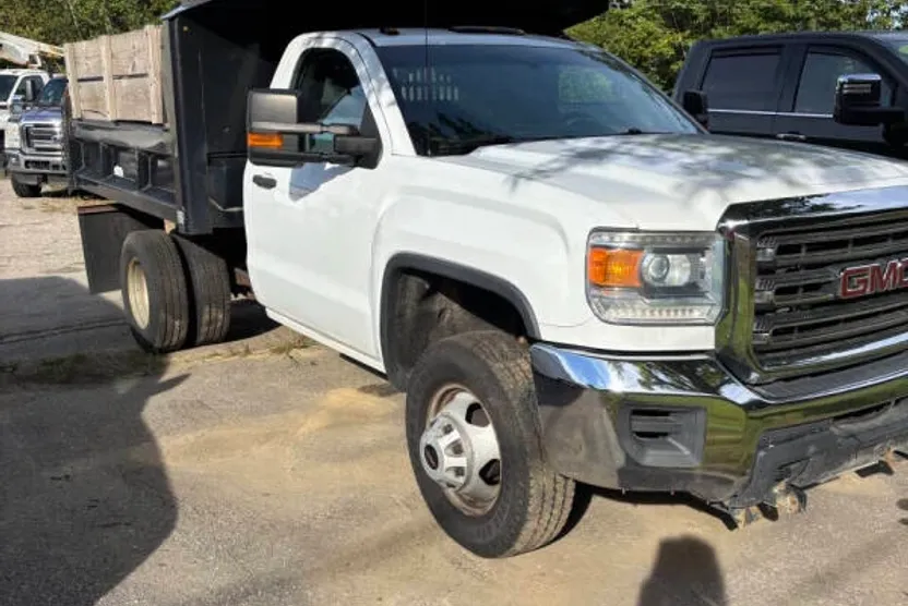 2016 Gmc Sierra Base photo 1