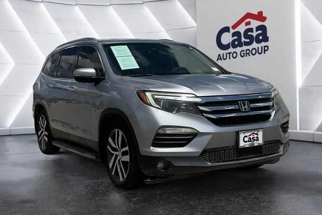 2016 Honda Pilot Elite photo 1