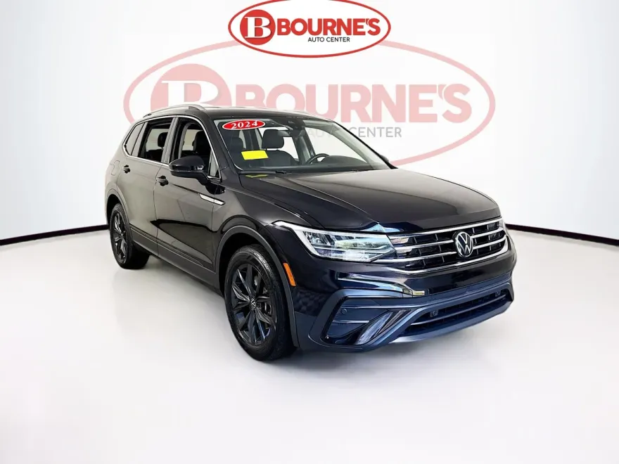 2024 Volkswagen Tiguan SE Wolfsburg Edition photo 1