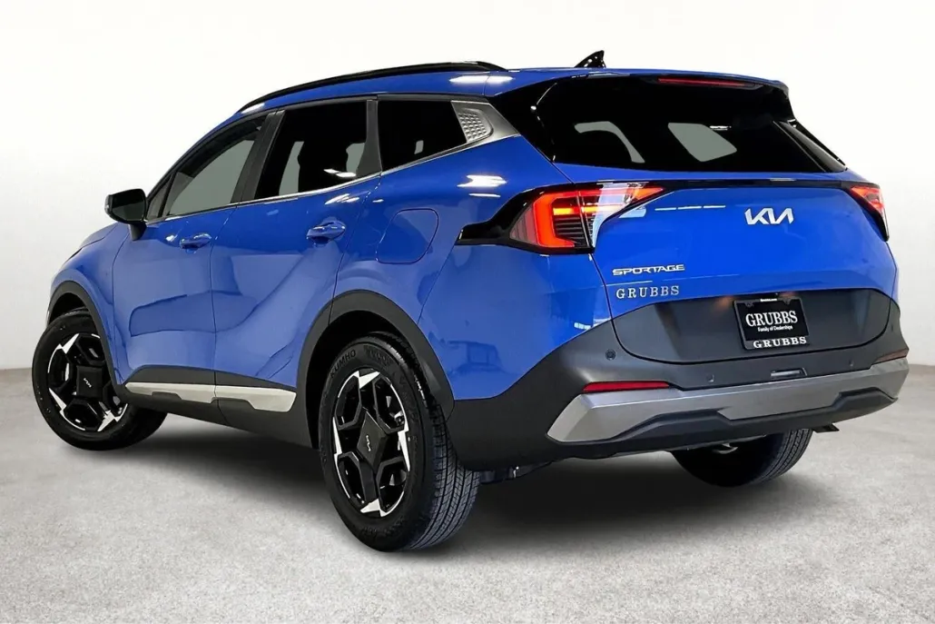 2026 Kia Sportage EX photo 1