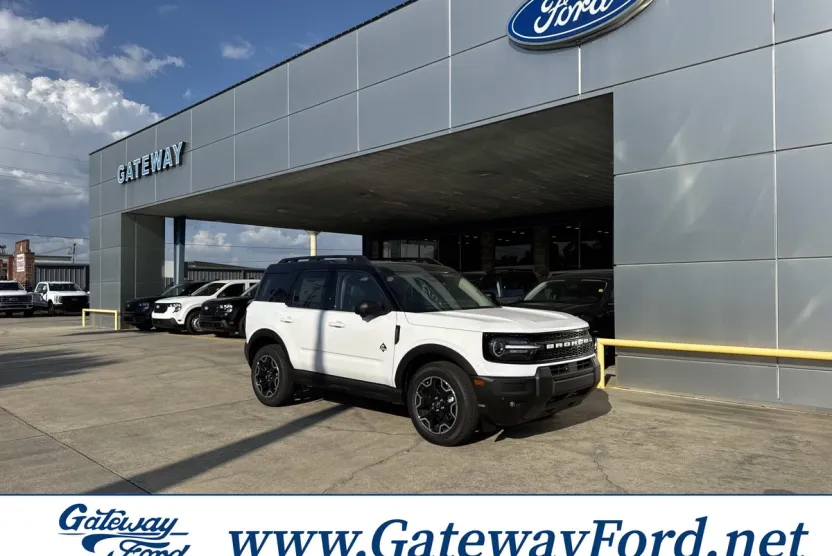 2025 Ford Bronco Sport Outer Banks photo 1