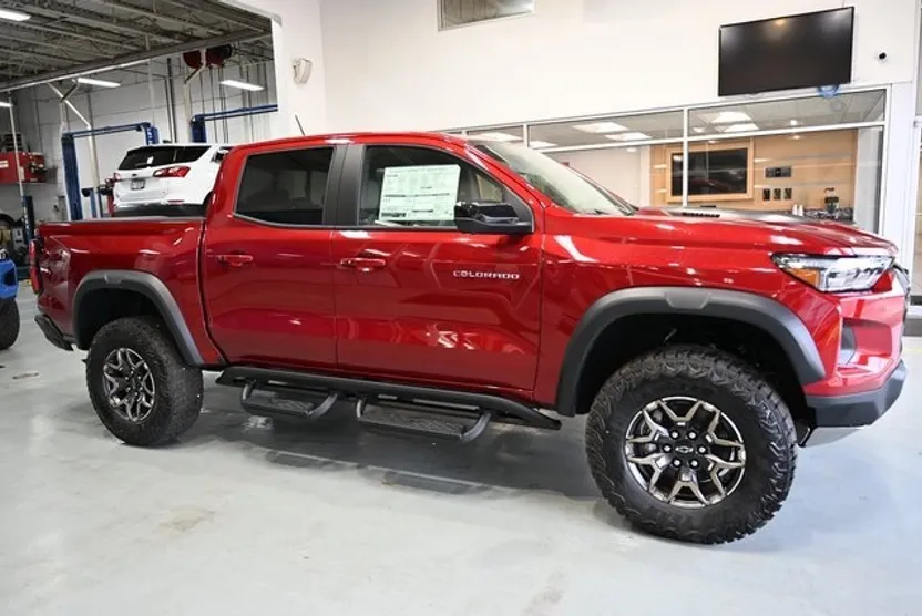 2026 Chevrolet Colorado ZR2 photo 1