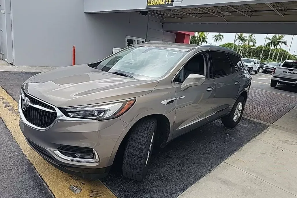 2019 Buick Enclave Essence photo 1