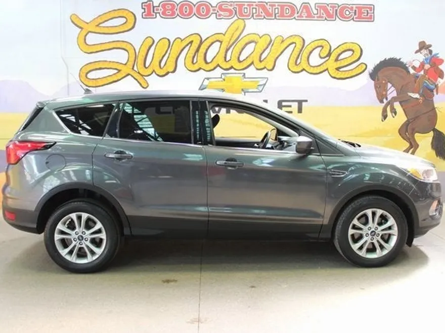 2019 Ford Escape SE photo 1