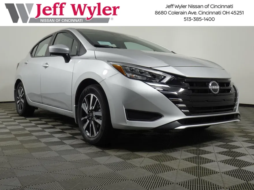 2025 Nissan Versa SV photo 1