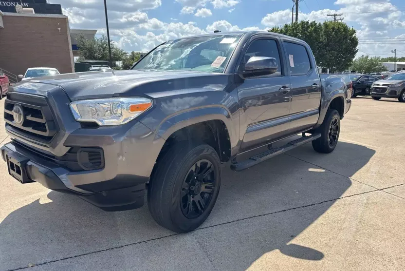 2020 Toyota Tacoma SR photo 1