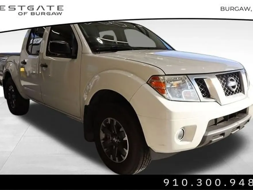 2019 Nissan Frontier Desert Runner photo 1