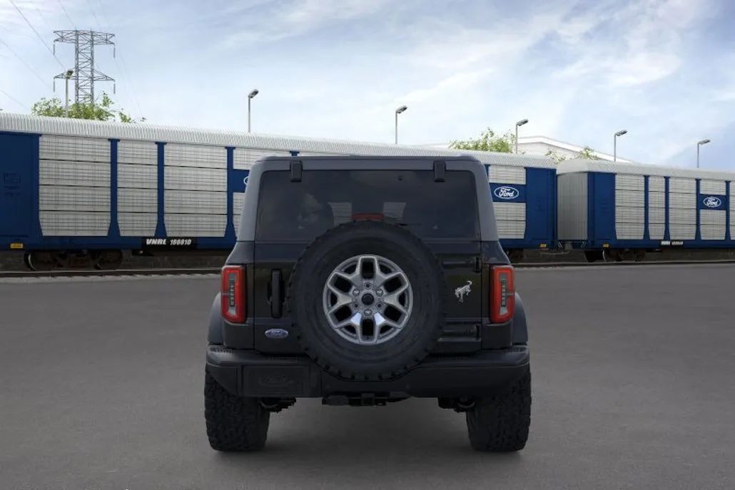 2025 Ford Bronco Badlands photo 1