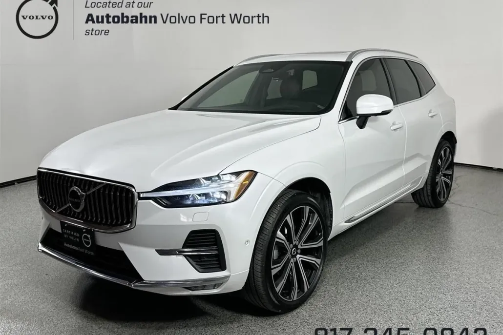 2023 Volvo XC60 B5 Ultimate photo 1