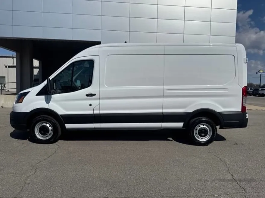 2025 Ford Transit photo 1