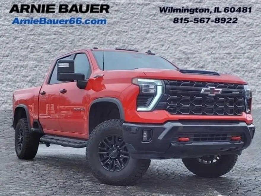 2024 Chevrolet Silverado 2500HD ZR2 photo 1