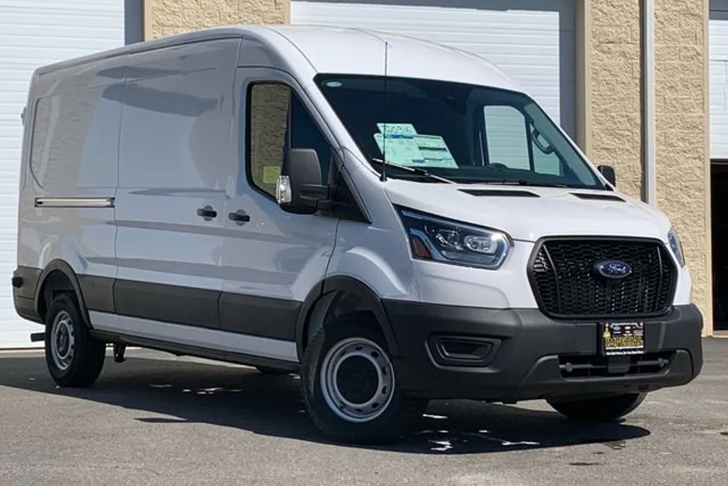 2025 Ford Transit photo 1