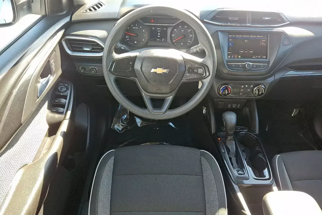 2021 Chevrolet Trailblazer LS photo 1