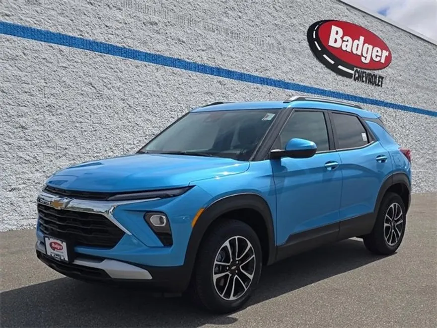 2026 Chevrolet Trailblazer LT photo 1