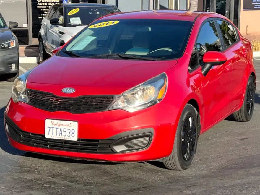 2013 Kia Rio LX photo 1
