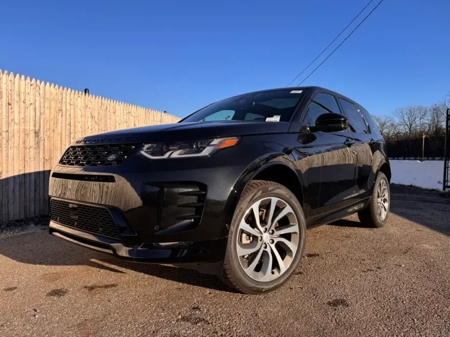 2025 Land Rover Discovery Sport Dynamic SE photo 1