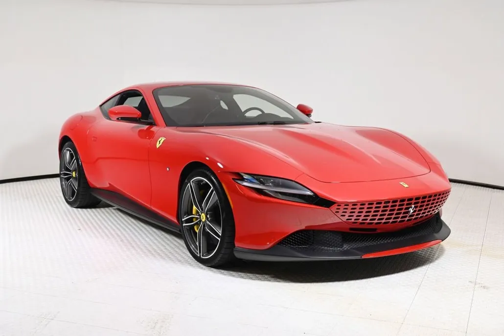 2022 Ferrari Roma Base photo 1