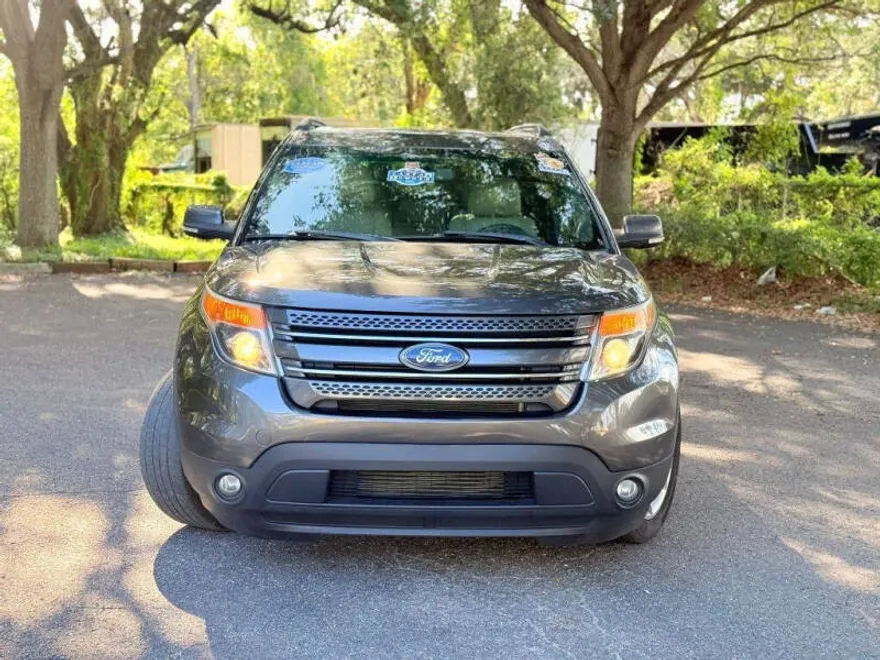 2015 Ford Explorer Limited photo 1