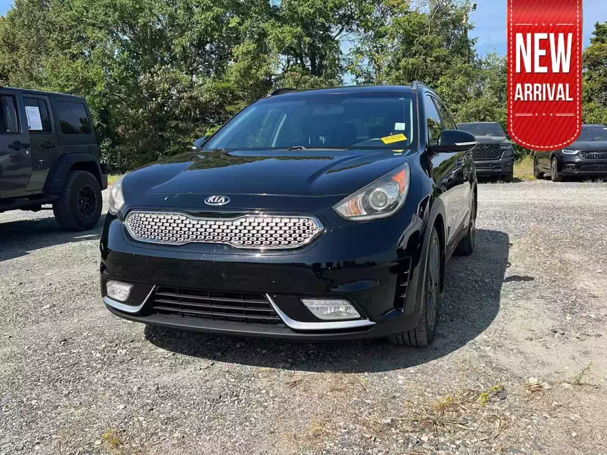 2017 Kia Niro Touring Launch Edition photo 1