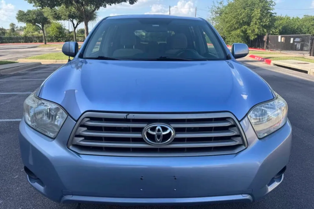 2008 Toyota Highlander Base photo 1