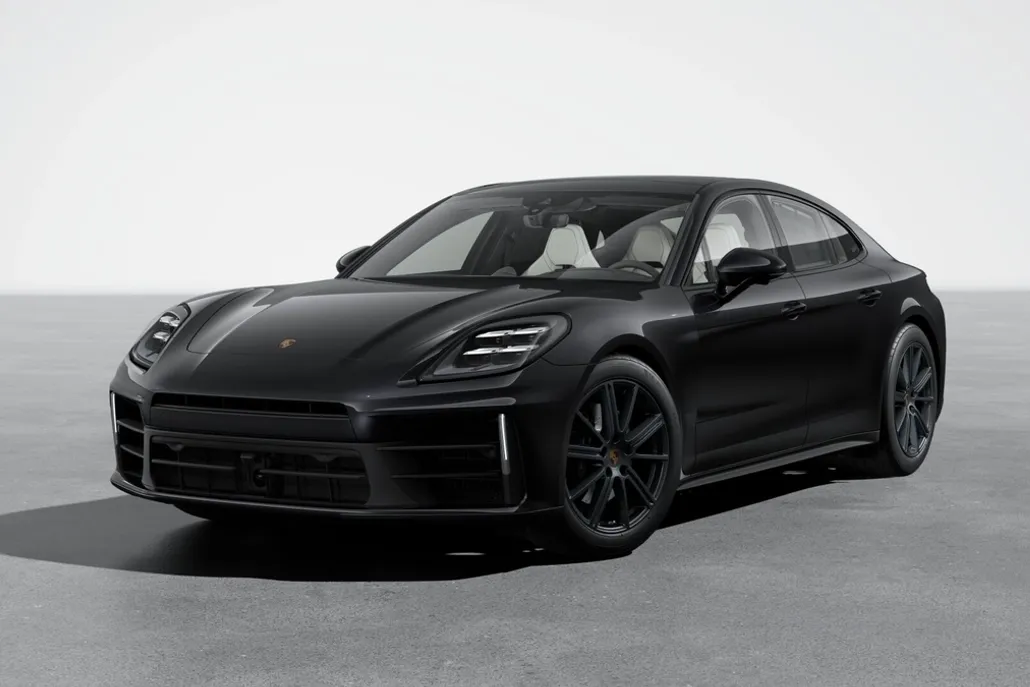 2025 Porsche Panamera 4 photo 1
