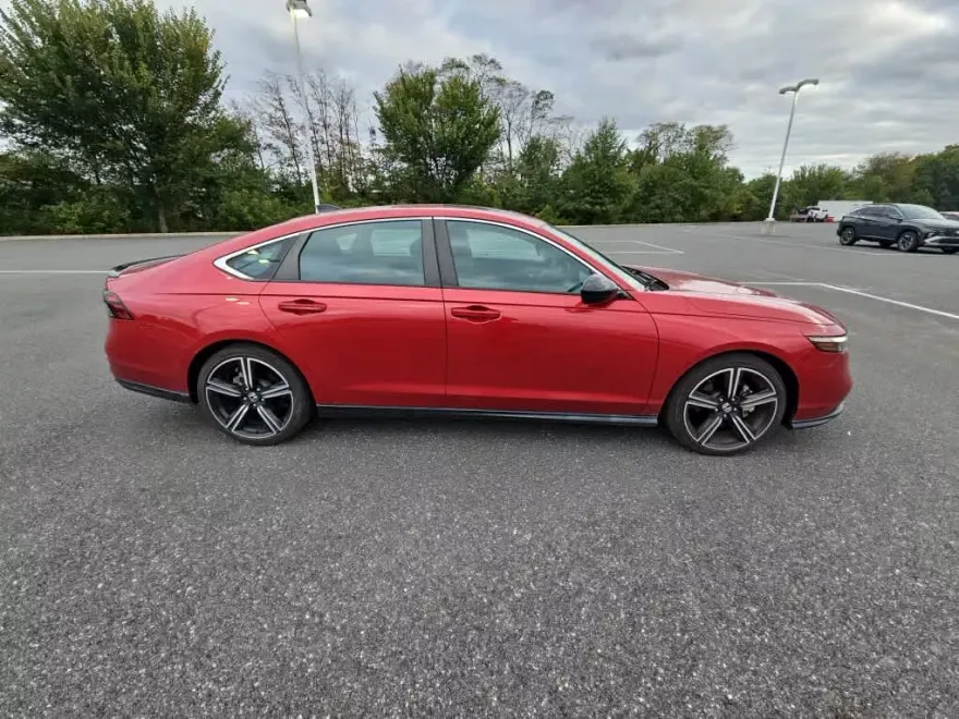 2023 Honda Accord Hybrid Sport photo 1