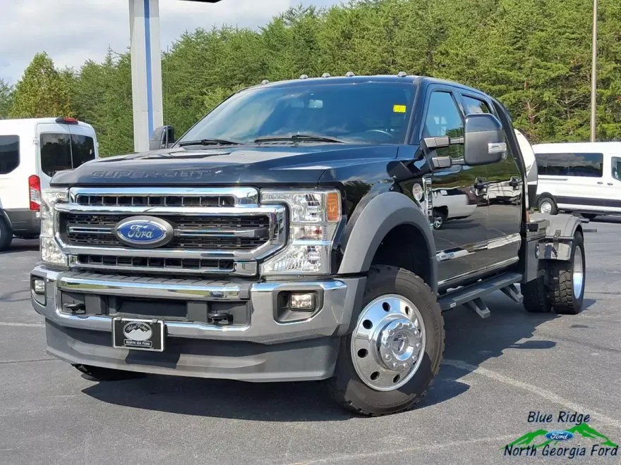 2022 Ford F-550 Lariat photo 1