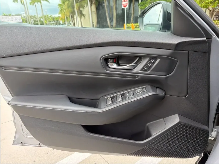 2023 Honda Accord Hybrid Sport-L photo 1