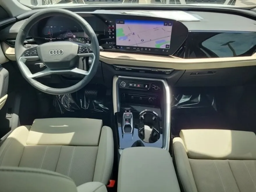 2025 Audi Q5 Premium Plus photo 1