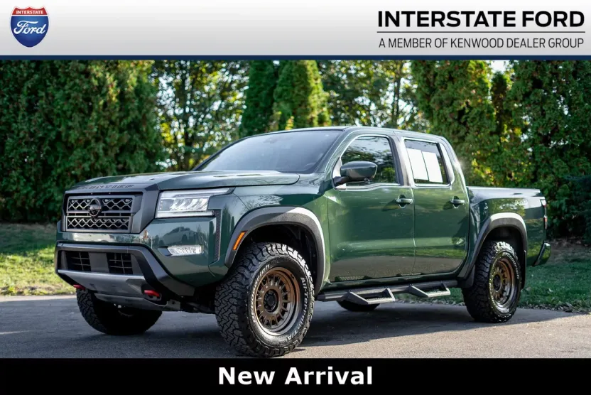 2022 Nissan Frontier PRO-4X photo 1