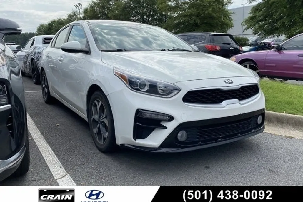 2020 Kia Forte LXS photo 1