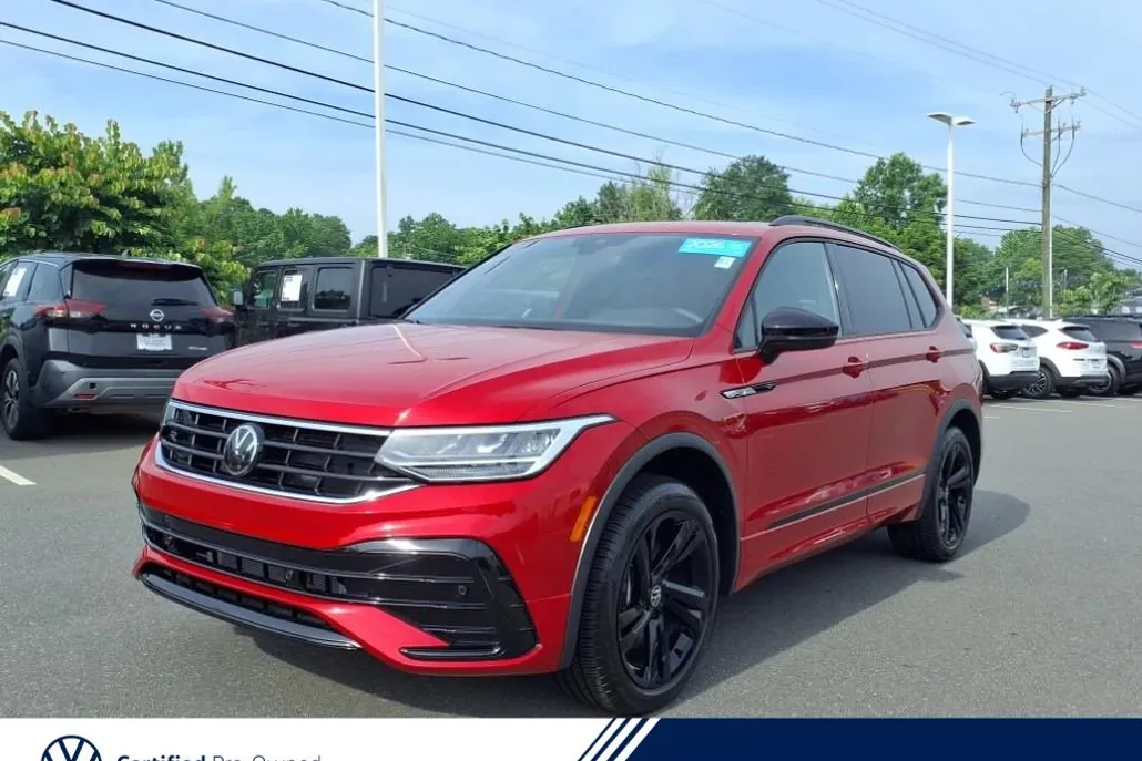 2024 Volkswagen Tiguan SE R-Line Black photo 1