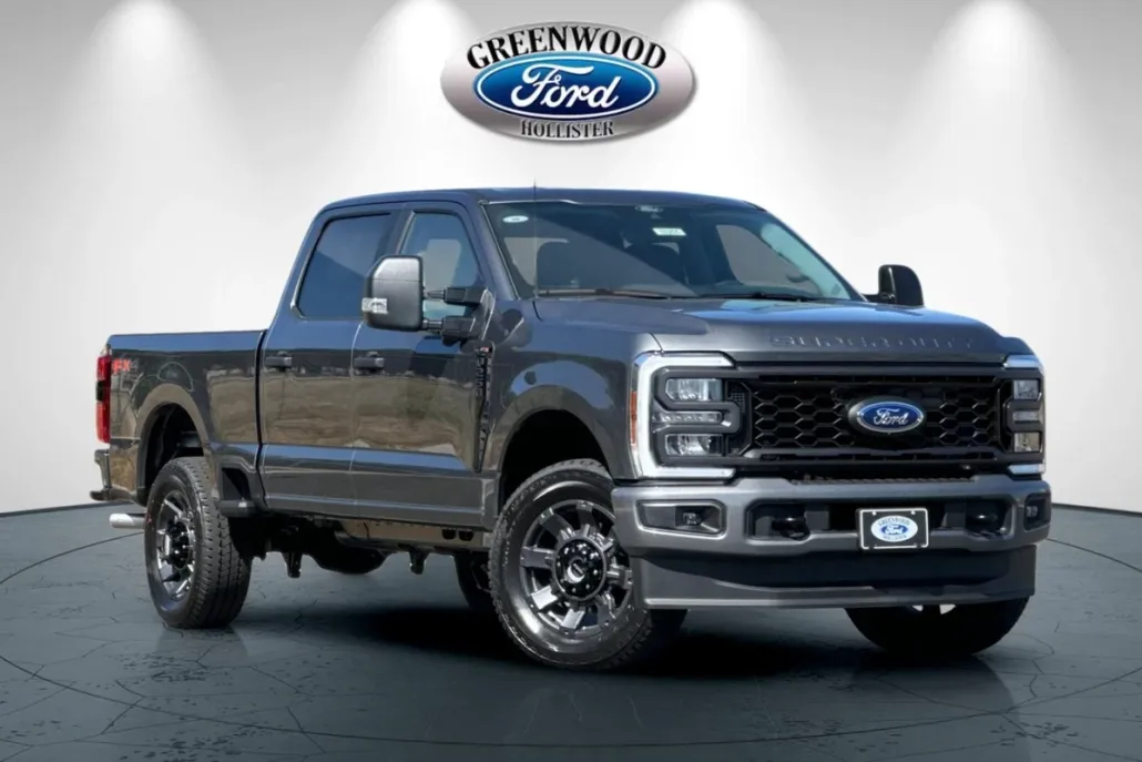 2025 Ford F-250 photo 1