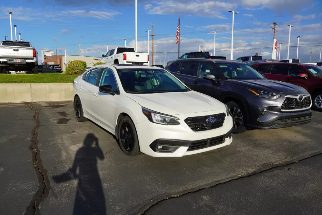 2020 Subaru Legacy 2.5i Sport photo 1