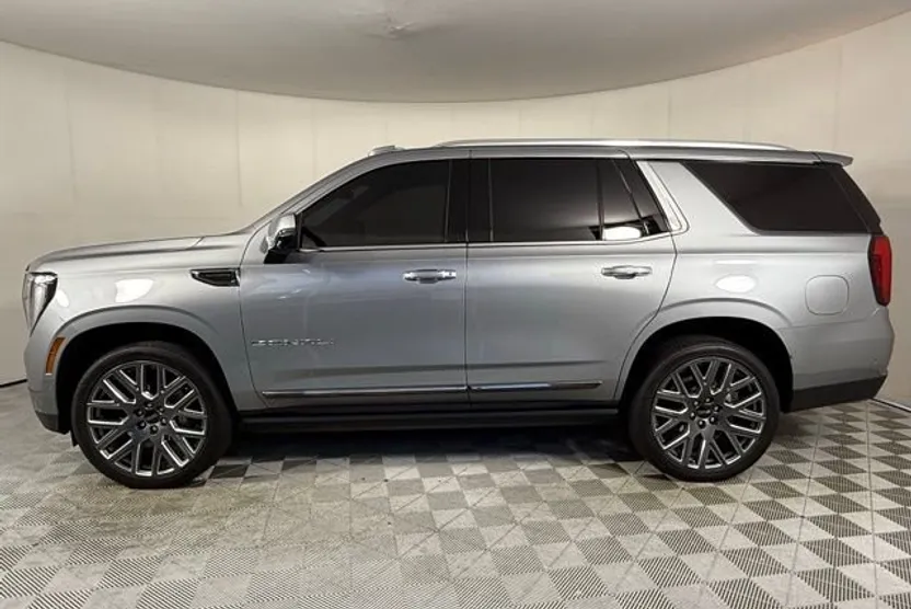 2025 Gmc Yukon Denali Ultimate photo 1