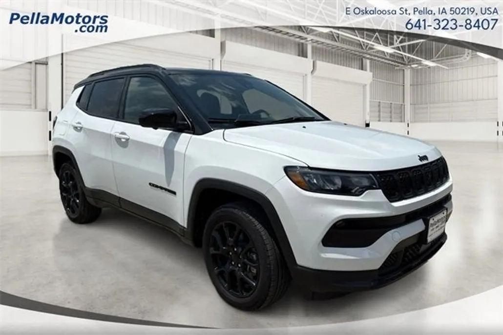 2024 Jeep Compass Latitude photo 1