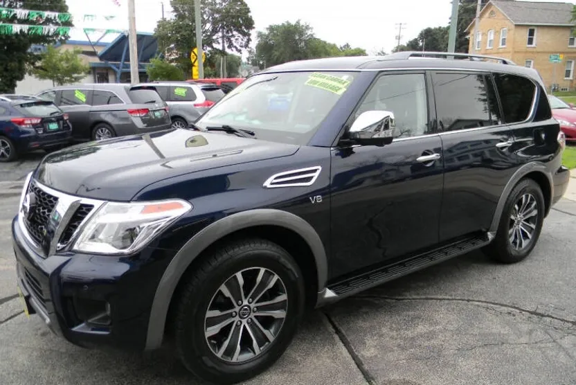 2020 Nissan Armada SL photo 1