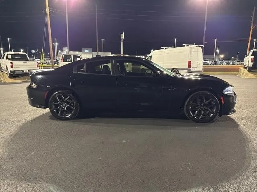 2022 Dodge Charger R/T photo 1