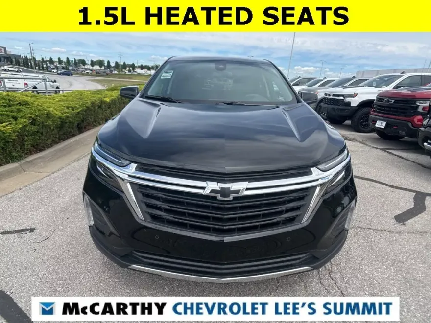2023 Chevrolet Equinox LT photo 1