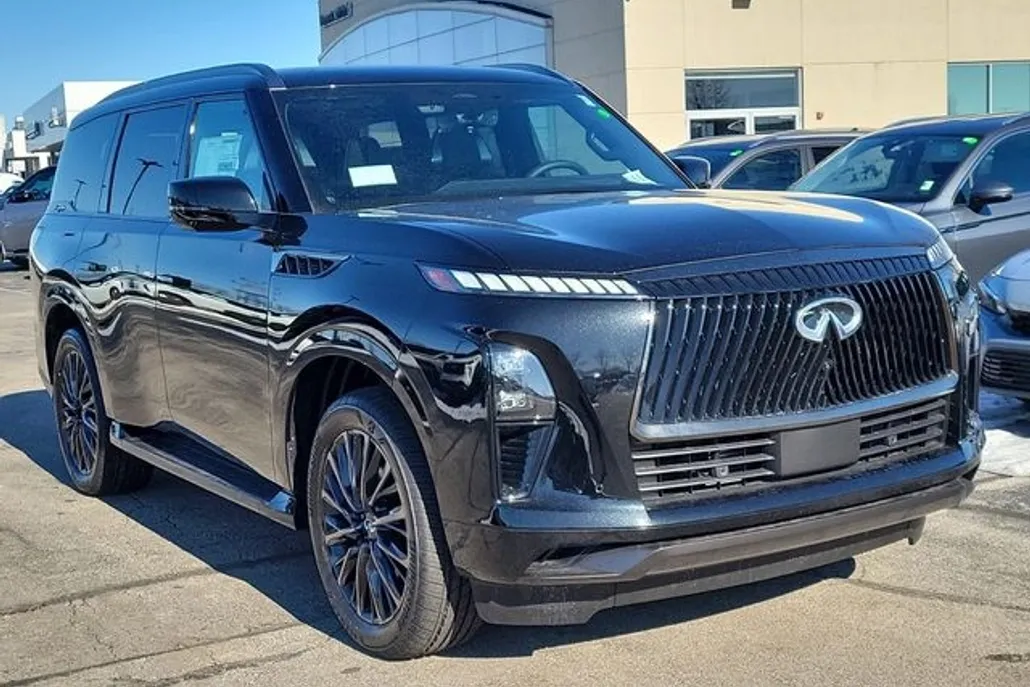 2025 Infiniti QX80 photo 1