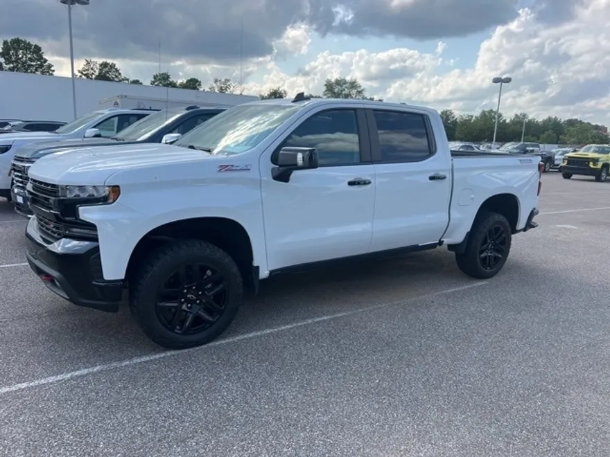 2022 Chevrolet Silverado 1500 LT Trail Boss photo 1
