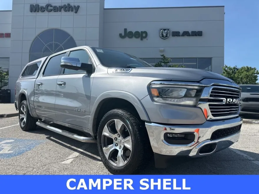 2019 Ram 1500 Laramie photo 1