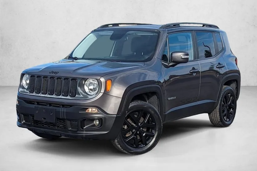 2016 Jeep Renegade Latitude North Edition photo 1