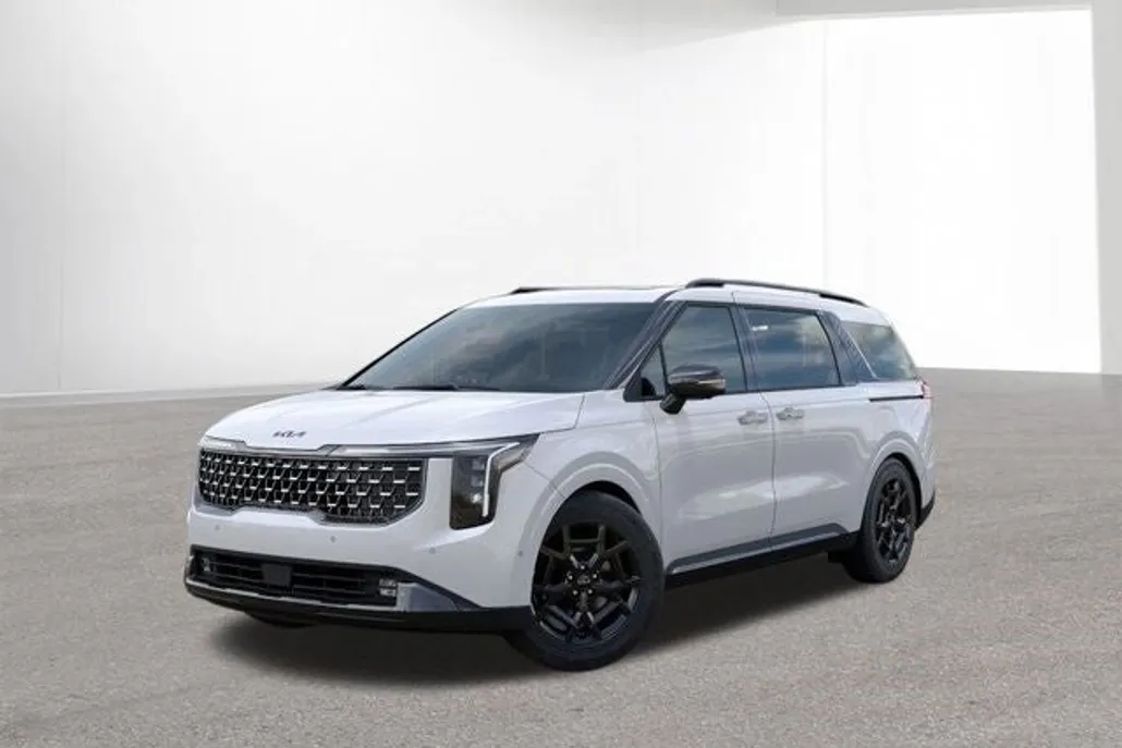 2026 Kia Carnival SX photo 1