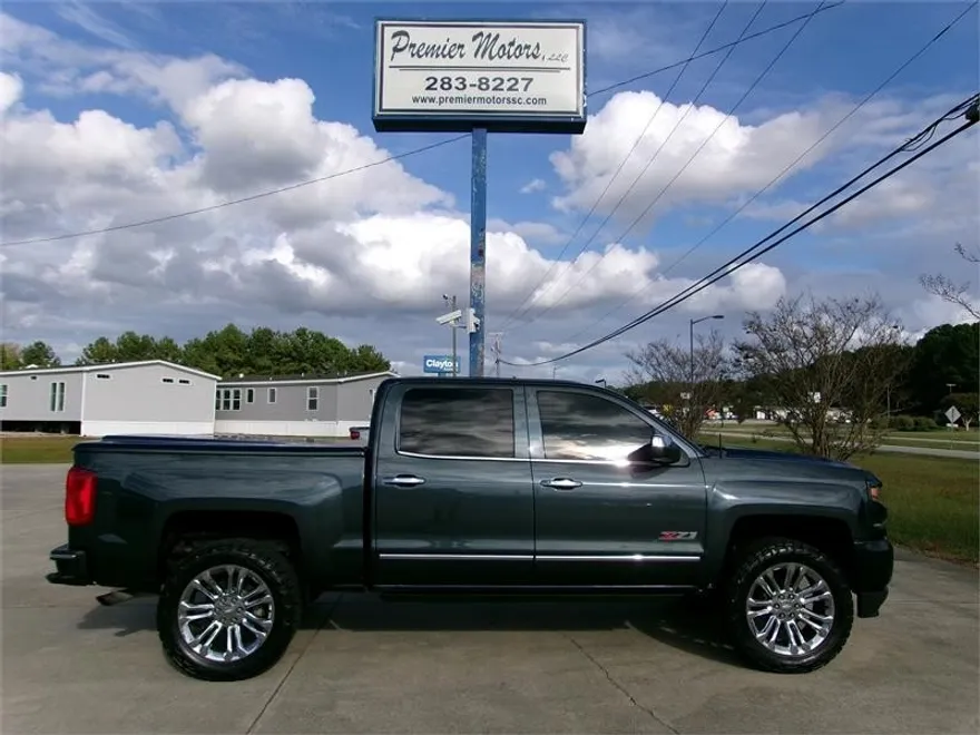 2017 Chevrolet Silverado 1500 LTZ photo 1